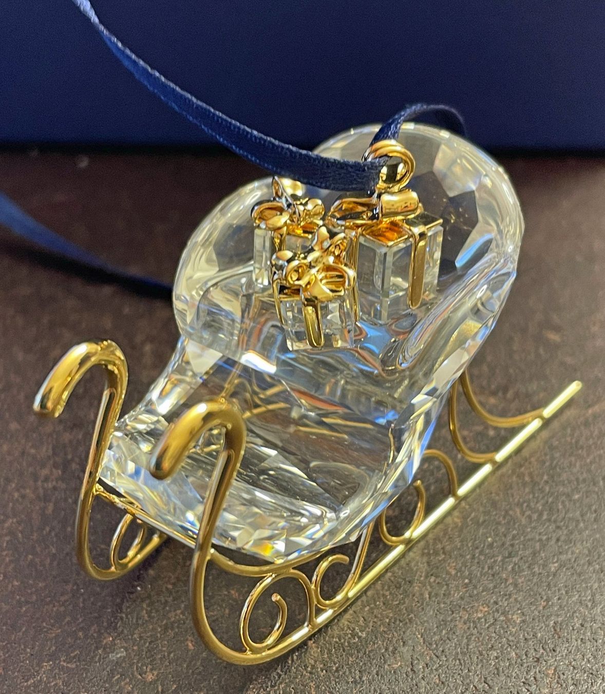 Swarovski Tutte le decorazioni: Swarovski Schlitten Gold – Nuovo e nell'imballaggio originale da Chur venduto da elifornico