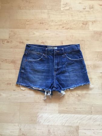 Kurze Jeans "rosa" Gr. 34...