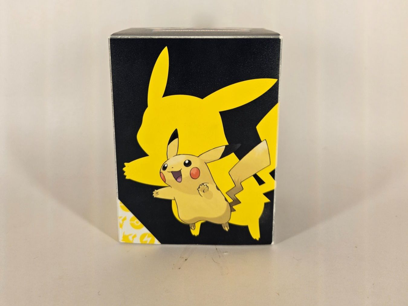 Pokémon Cartes à collectionner: Pokemon Pikachu Ultra-Pro Deckbox - LEER – D'occasion à Beringen par Candrox__