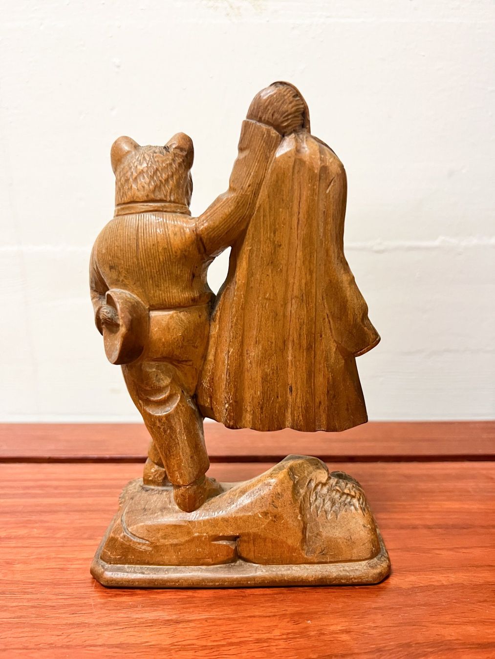 Sculture & Statue: Geschnitzter Holzbär mit Thermometer, Brienzer Tradition – Usato da Basel venduto da jansim123 2