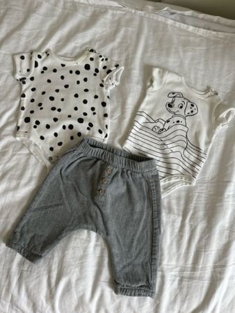 Babybody Disney 101 Dalmatiner Größe 6 Monate
