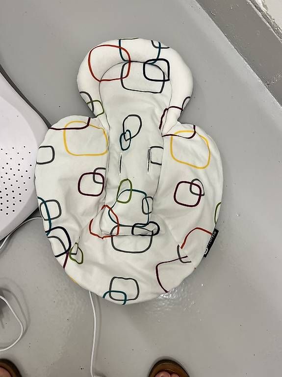 Bascules & balançoires: 4moms MamaRoo 4 – D'occasion à Bülach par nick046 1