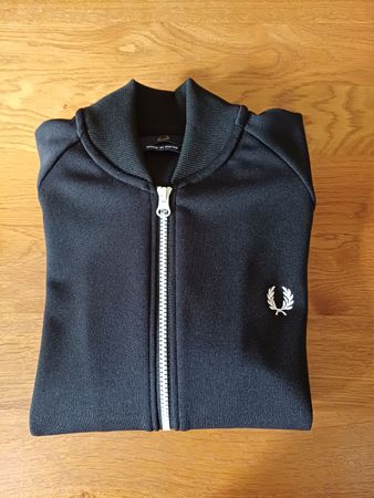 ++ FRED PERRY Zip Jacke Gr. S ++
