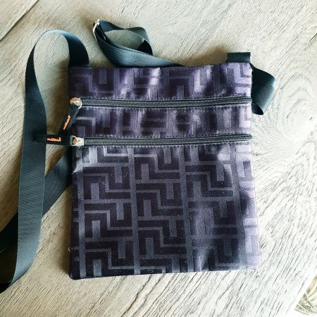 🐸 HANDYTASCHE / UMHÄNGETASCHE / HANDYTÄSCHCHEN / TASCHE