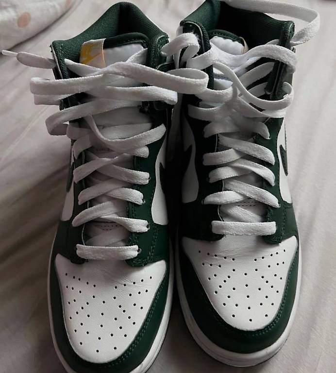 Nike Scarpe da uomo: Nike Dunk High Australia GS – Usato da Adlikon b.Regensdf venduto da bibi_boo 3
