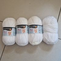 Wolle Babywolle weiss 4 Stück super weich