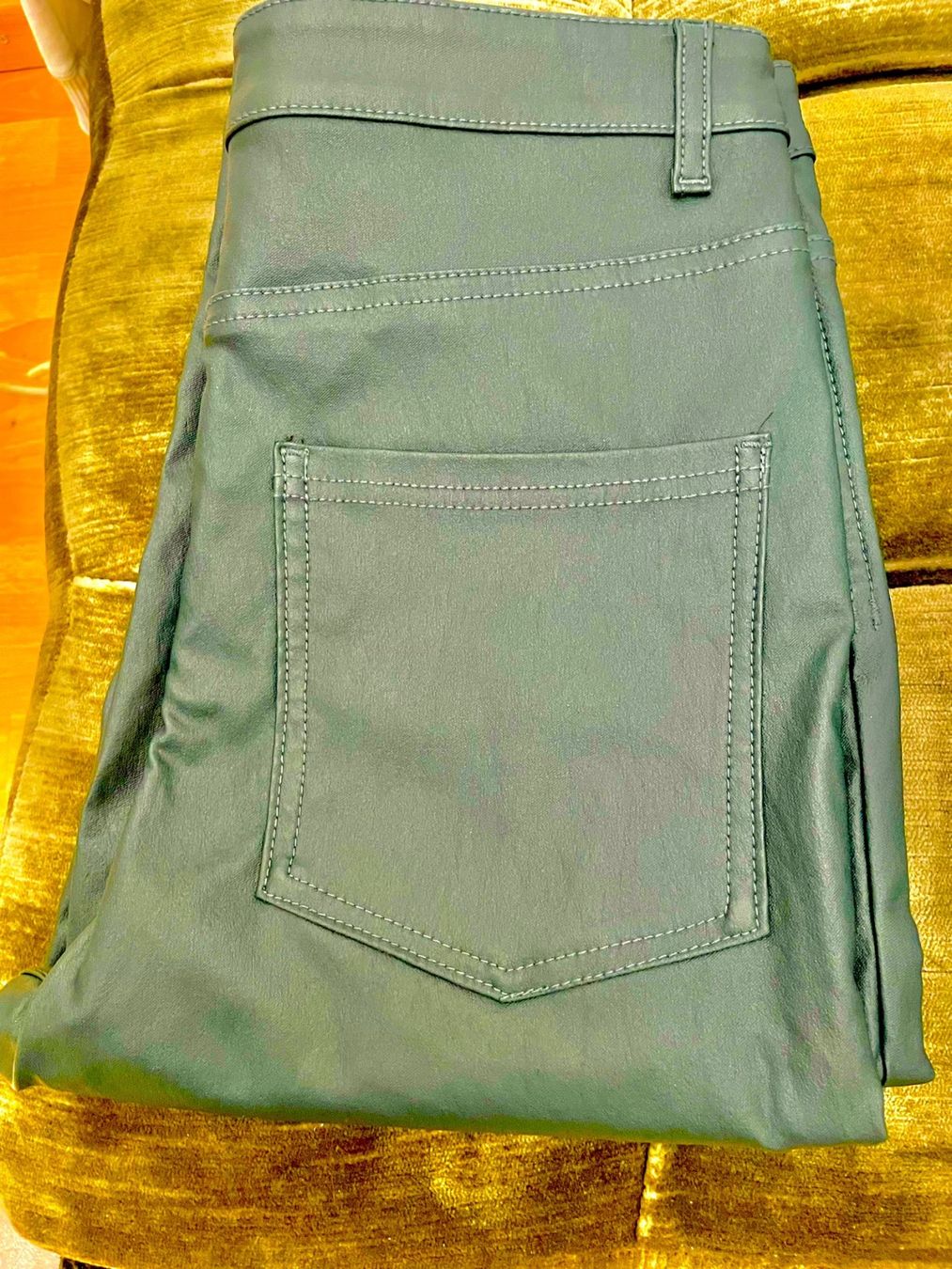Calzedonia Hosen: Calzedonia substitute leader pants – Gebraucht aus Kilchberg ZH von Suisse500 2