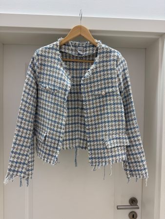 Veste effrangée bleue et blanche neuve