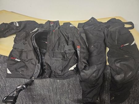 Alpinestars Tech-Touring Drystar andes Tourer II Jacke&Hose