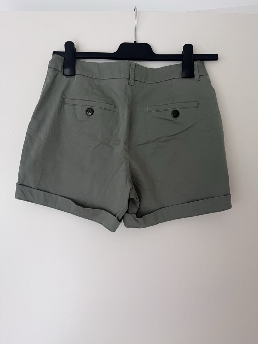 Manor Pantaloni: Manor kurze Hose GR 38 gut erhalten – Usato da Baden venduto da Didi_sunshine 1