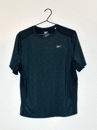Reebok / Sport T-Shirt (Gr. S-M)