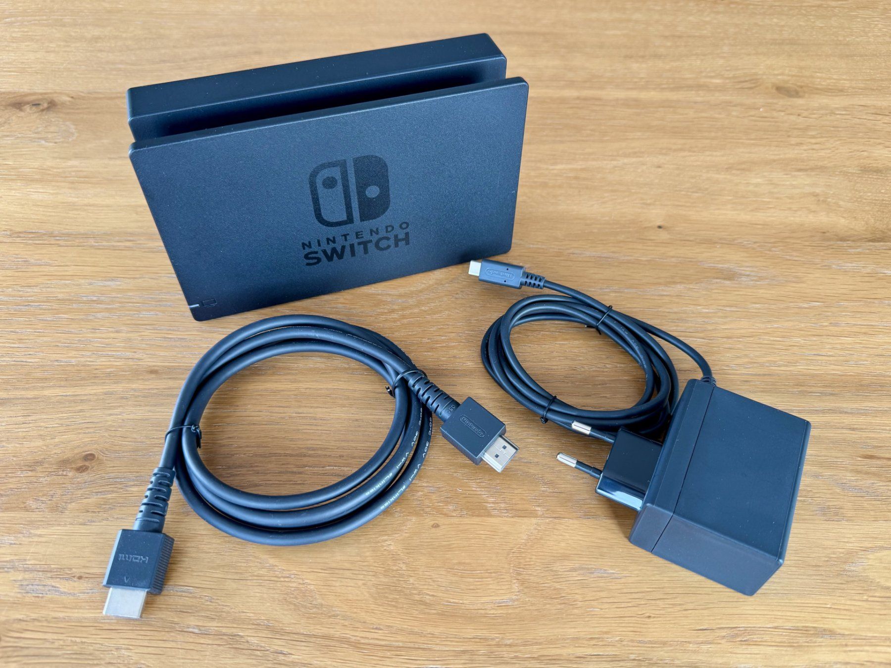 Docking station: Dock Nintendo Switch supplémentaire + alimentation – D'occasion à Yverdon-les-Bains par big_eddy