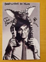 Joe Dante, Original Autogramm auf Foto in Farbe