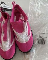 Badeschuhe pink Grösse 32/33 neu mit Etikett
