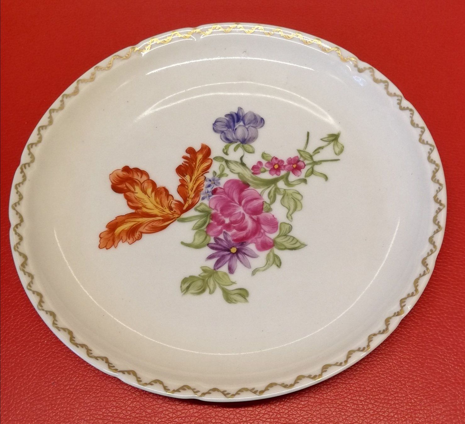 Piatti: Langenthal Deko-Teller 20.5 cm – Usato da Zeiningen venduto da Carettacaretta69