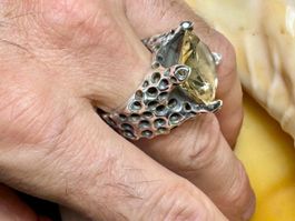 Unikat Silberring mit hellem  itrin 18,41 Carat