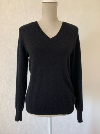 Pull cachemire noir