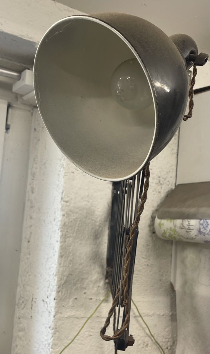 Lampade: Antike Scherenlampe zu verkaufen – Usato da Heimberg venduto da Laba0 1