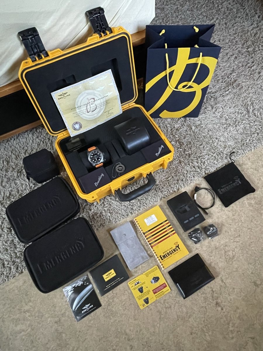 Breitling Uhren: Breitling Emergency II Night Mission – Gebraucht aus Gempenach von TTW 3
