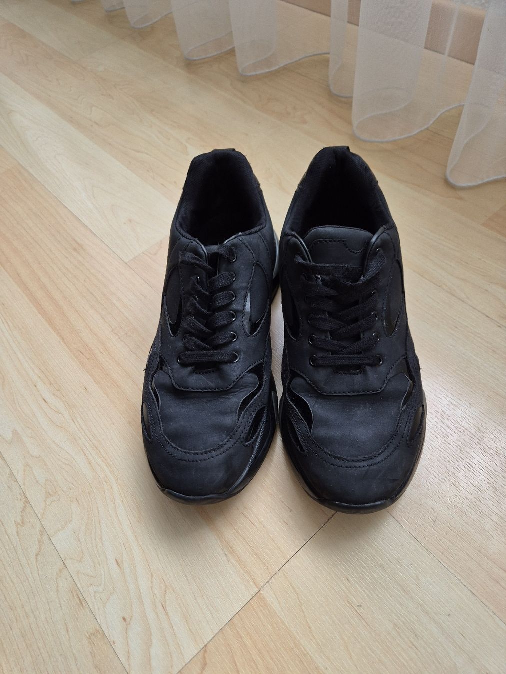 Liu Jo Scarpe da donna: Schwarze Sneaker LIU JO Gr. 40 – Usato da Rotkreuz venduto da tat_8zds 1