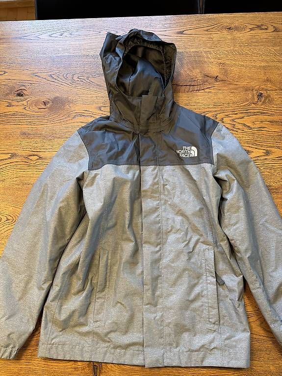 Jacken & Mäntel: Hardshell Jacke Kinder – Gebraucht aus Uster von milla80