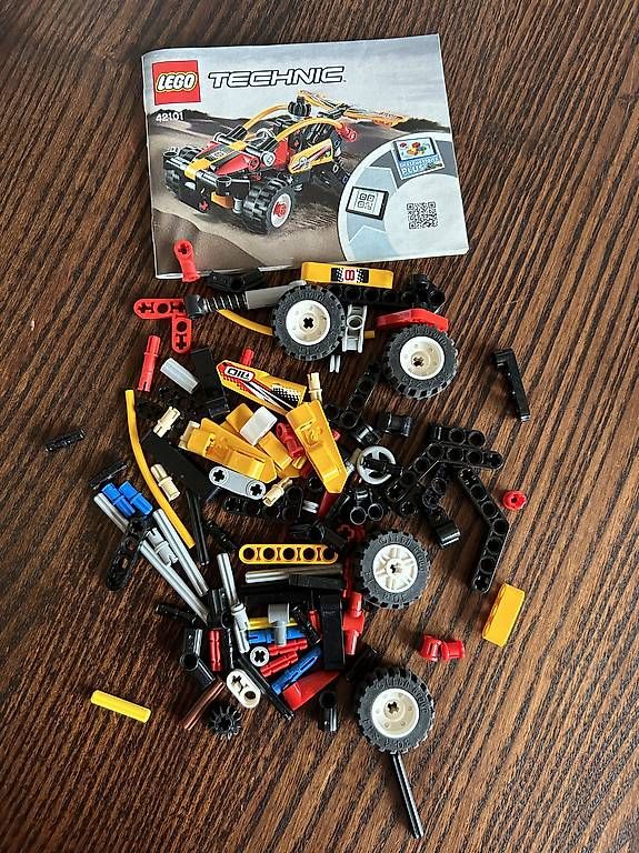 Baukästen: Lego Technic Strandbuggy 42101 – Gebraucht aus Zäziwil von Yvonne2532