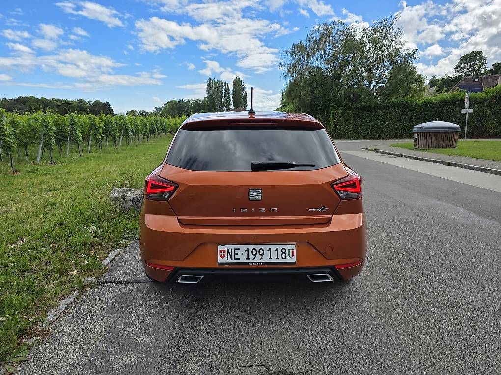 Seat Automobili: Seat Ibiza négociable – Usato da Colombier NE venduto da Catarina.de.Barros 1