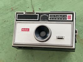 Kodak Instamatic 100 Kamera - Vintage Sammlerstück!