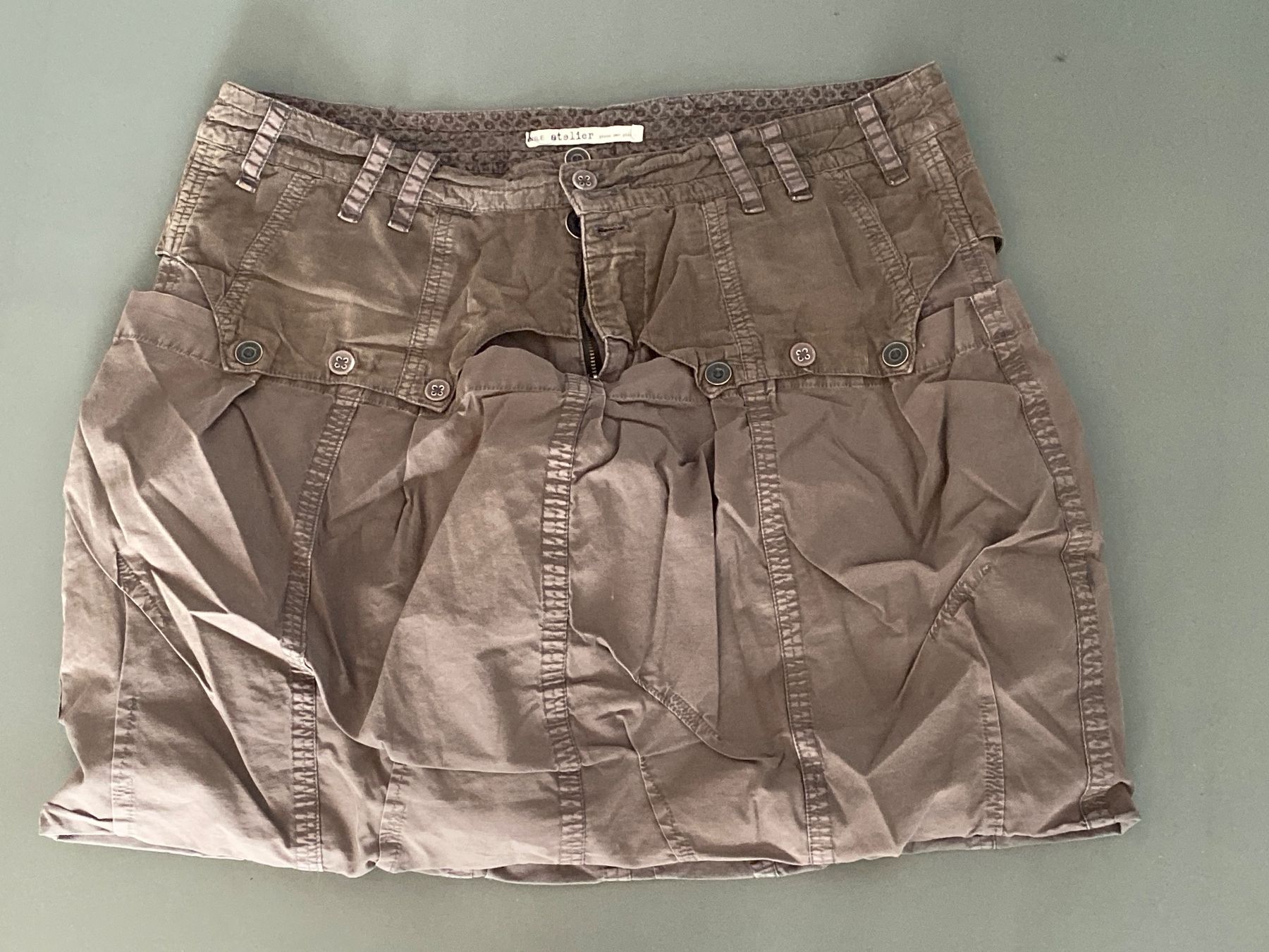 Nile Jupes: Nile Röckli , farbe grau – D'occasion à Konolfingen par sibi1977