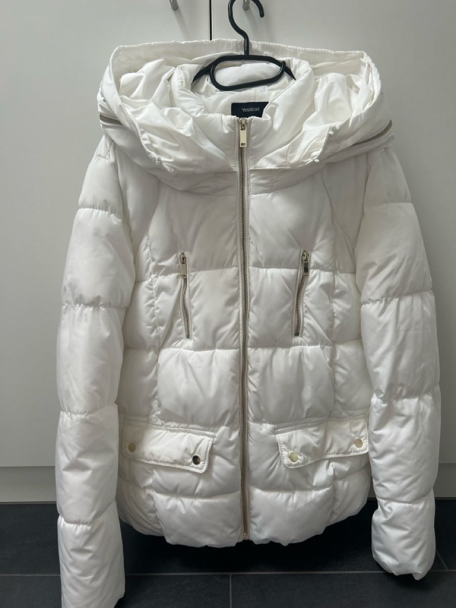 Giacche: Weisse Winterjacke , Grösse S/M – Usato da Schwarzenbach SG venduto da spa_28pd 2
