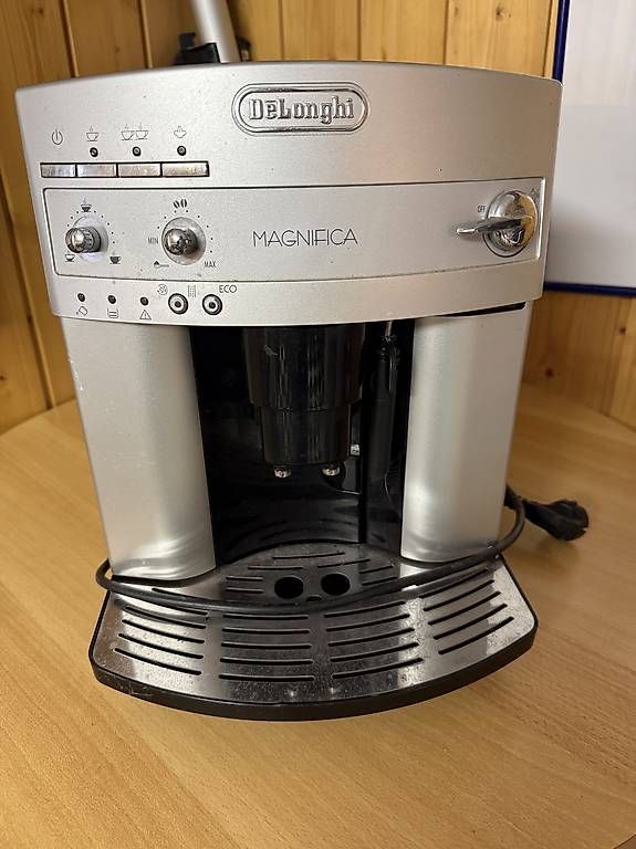 Macchine per caffè & Macchine per espresso: Kaffee Maschine DeLonghi Manifica – Usato da Bibern SH venduto da Ernie0504 1