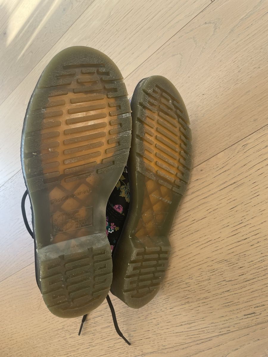 Dr. Martens Scarpe da donna: Chaussures Dr Martens – Nuovo (secondo la descrizione) da Féchy venduto da sal_b78f 1