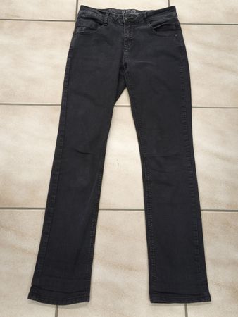 Damen Jeans Chicoree schwarz Grösse 36 guter Zustand