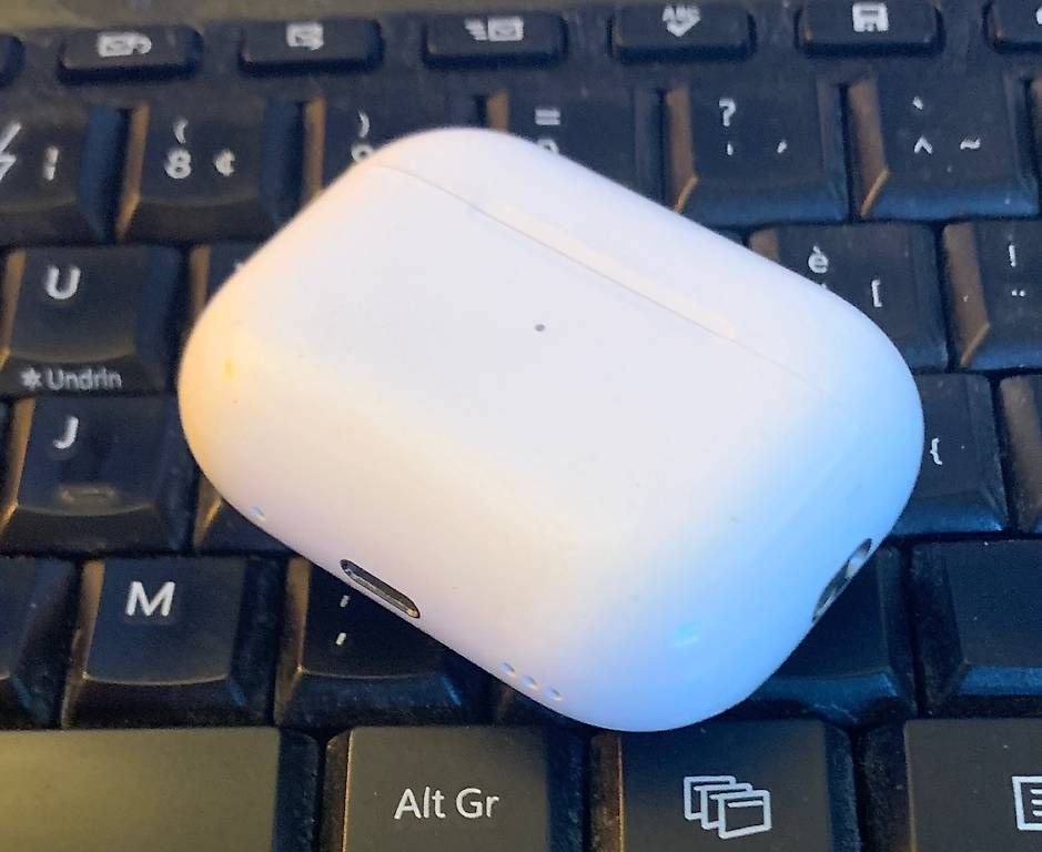 Kopfhörer: Apple AirPods Pro 2  Charging Case – Gebraucht aus St-Prex von holyprex 1