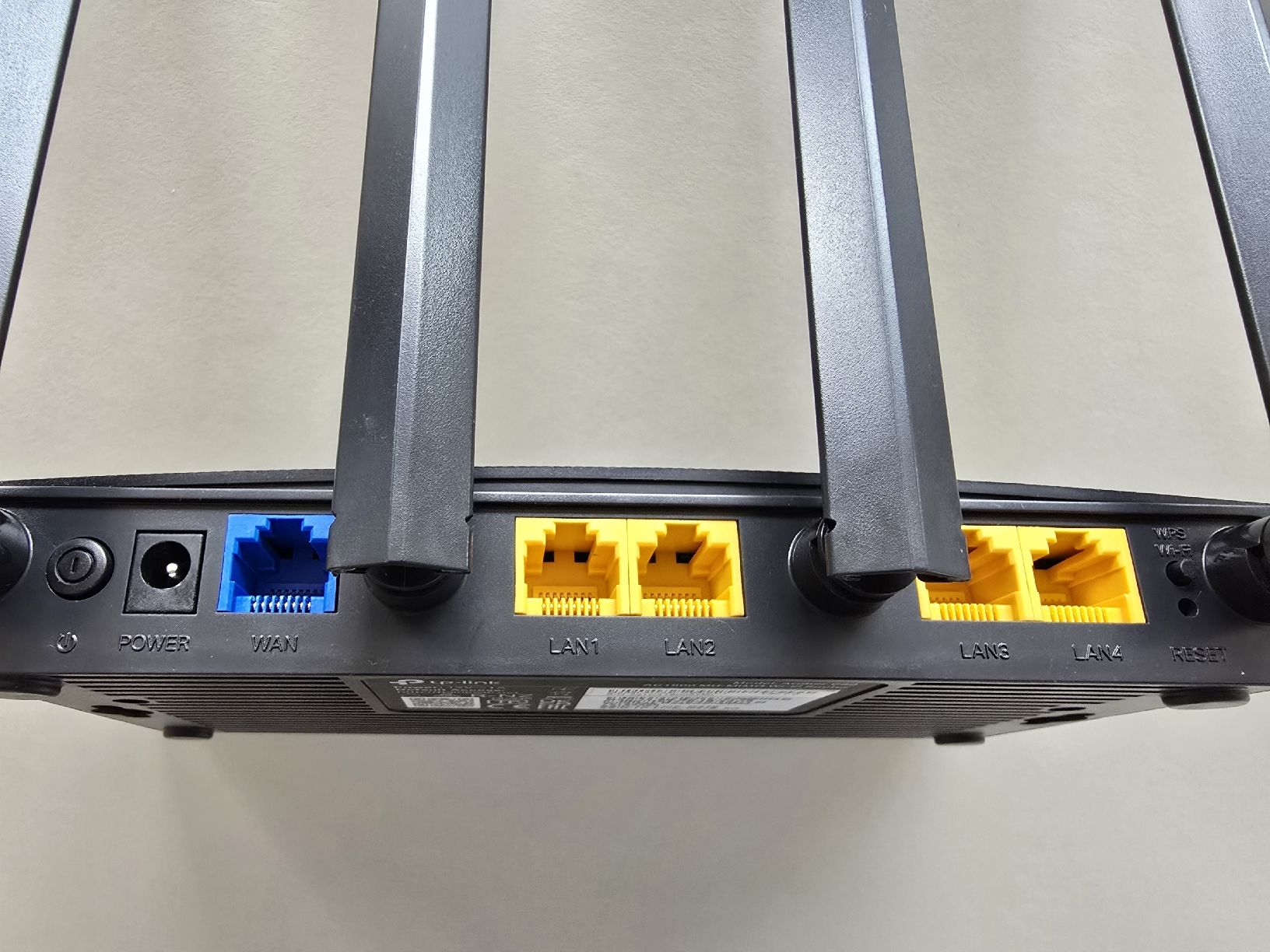 TP-Link Modem & Router: TP-Link WLAN Router Archer C80 – Usato da Schwyz venduto da f-air 4