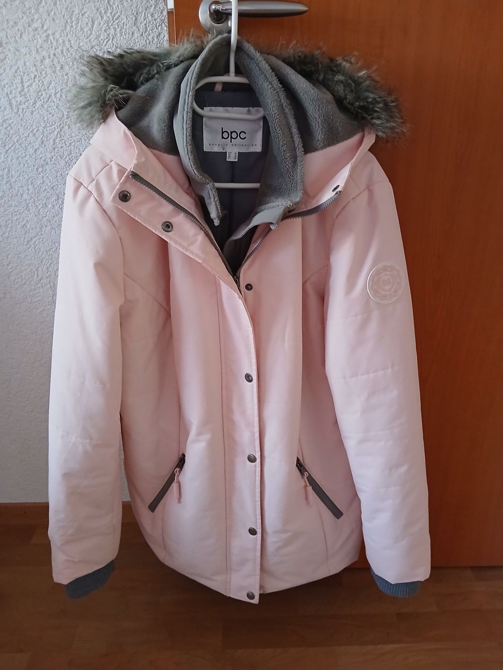 Giacche: Veste Hiver Taille 44-48 – Nuovo (secondo la descrizione) da Le Brassus venduto da bla_7wxg 8