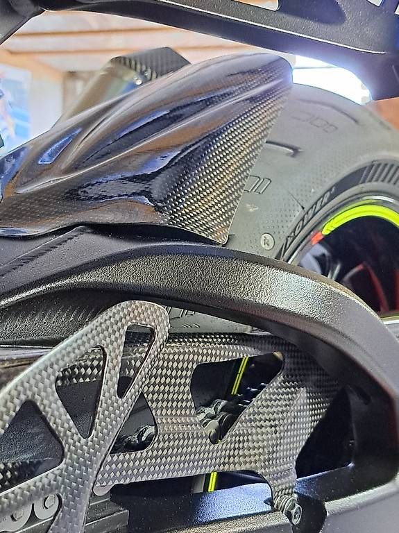 Strada: Suzuki GSX-R1000R – Usato da Steffisburg venduto da 34-34 4