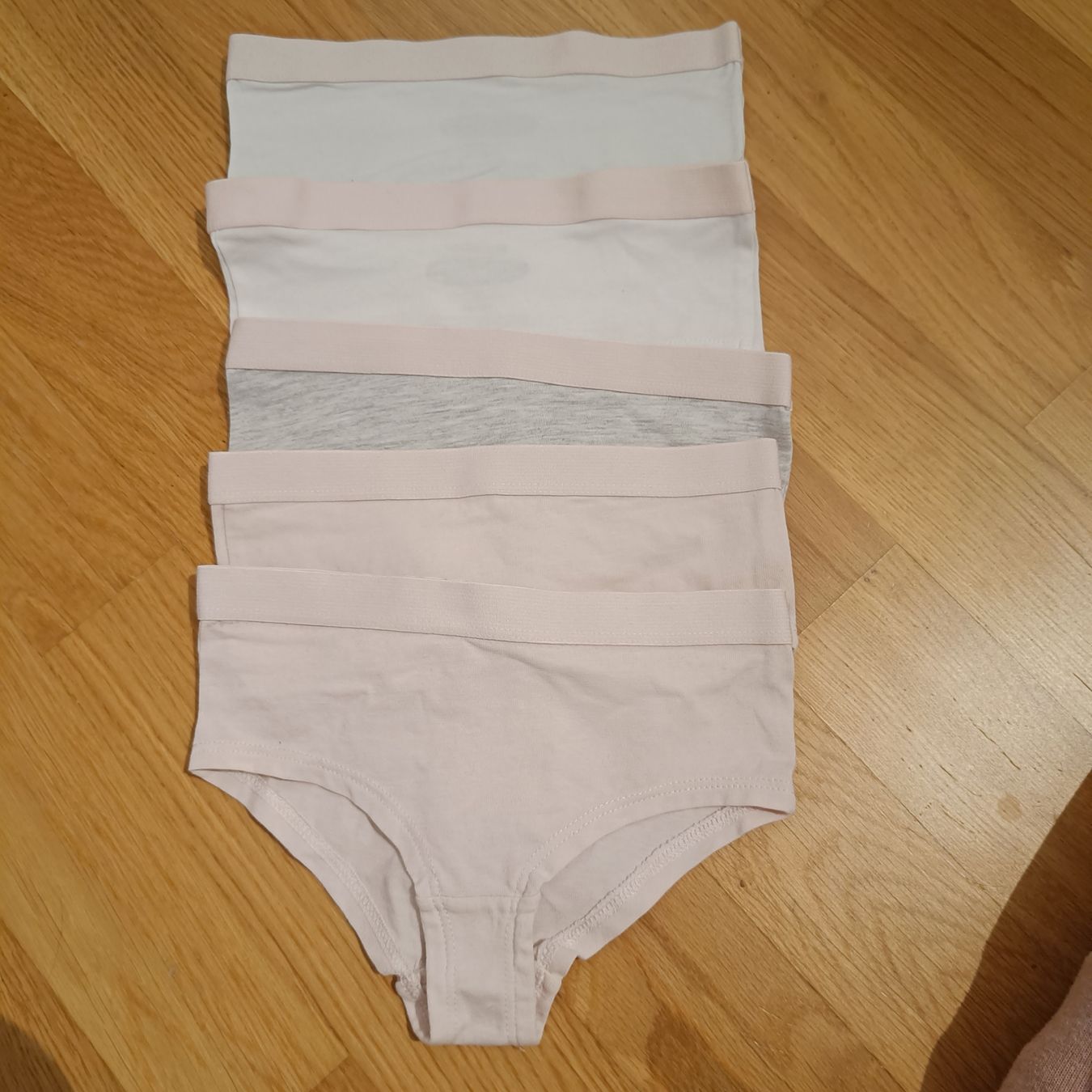 Sous-vêtements: Unterhosen Grösse 98 – D'occasion à Jaberg par urig17.