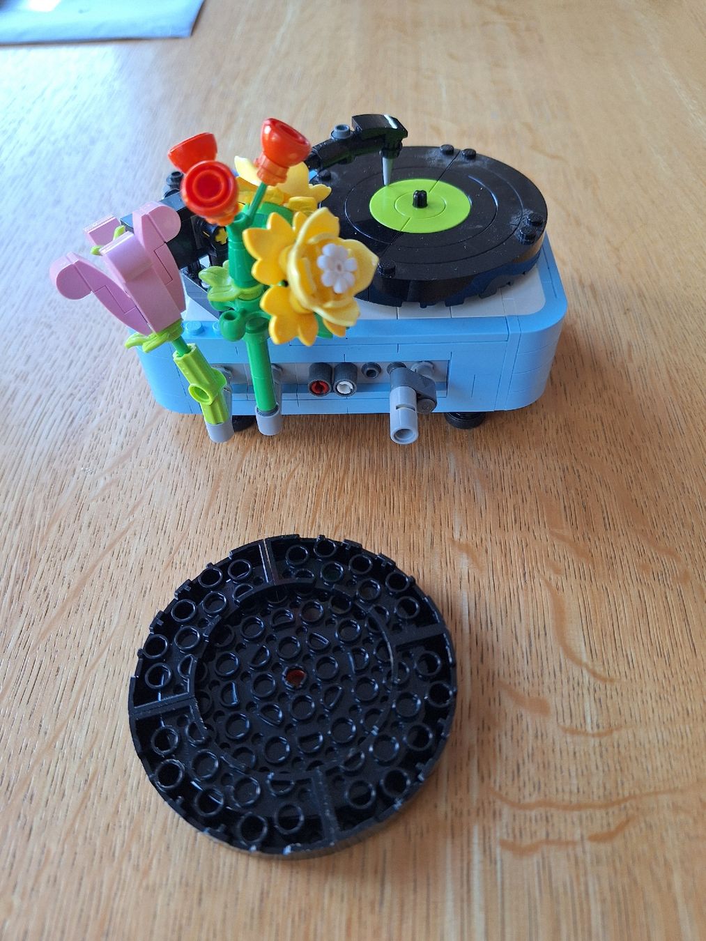 Lego Baukästen: Lego Creator Retro Turntable 10304 MINT – Gebraucht aus Sempach Station von Feuersalamander69 2