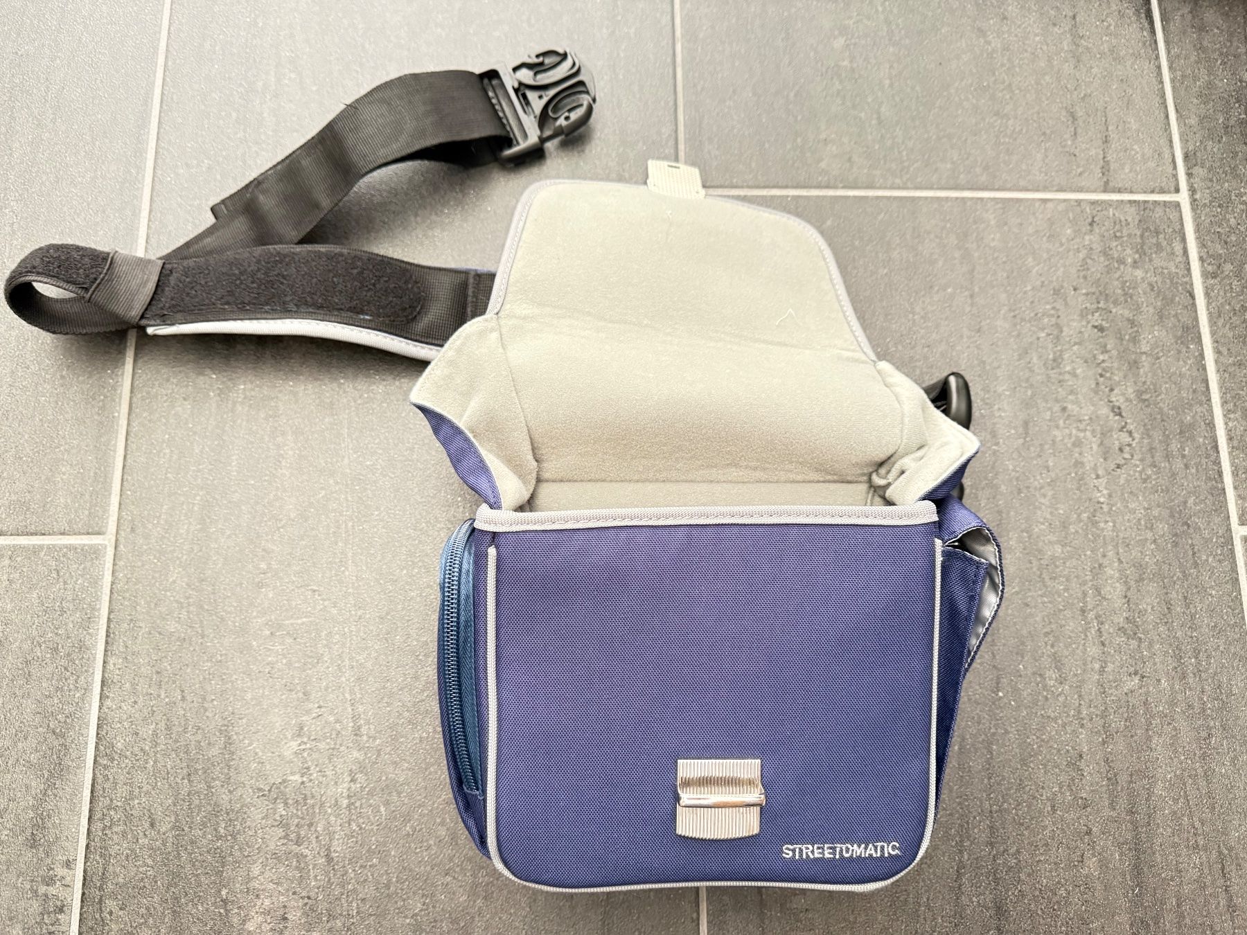 Taschen: Fototasche - Cosyspeed Streetomatic blau – Gebraucht aus Ostermundigen von nickname313 1