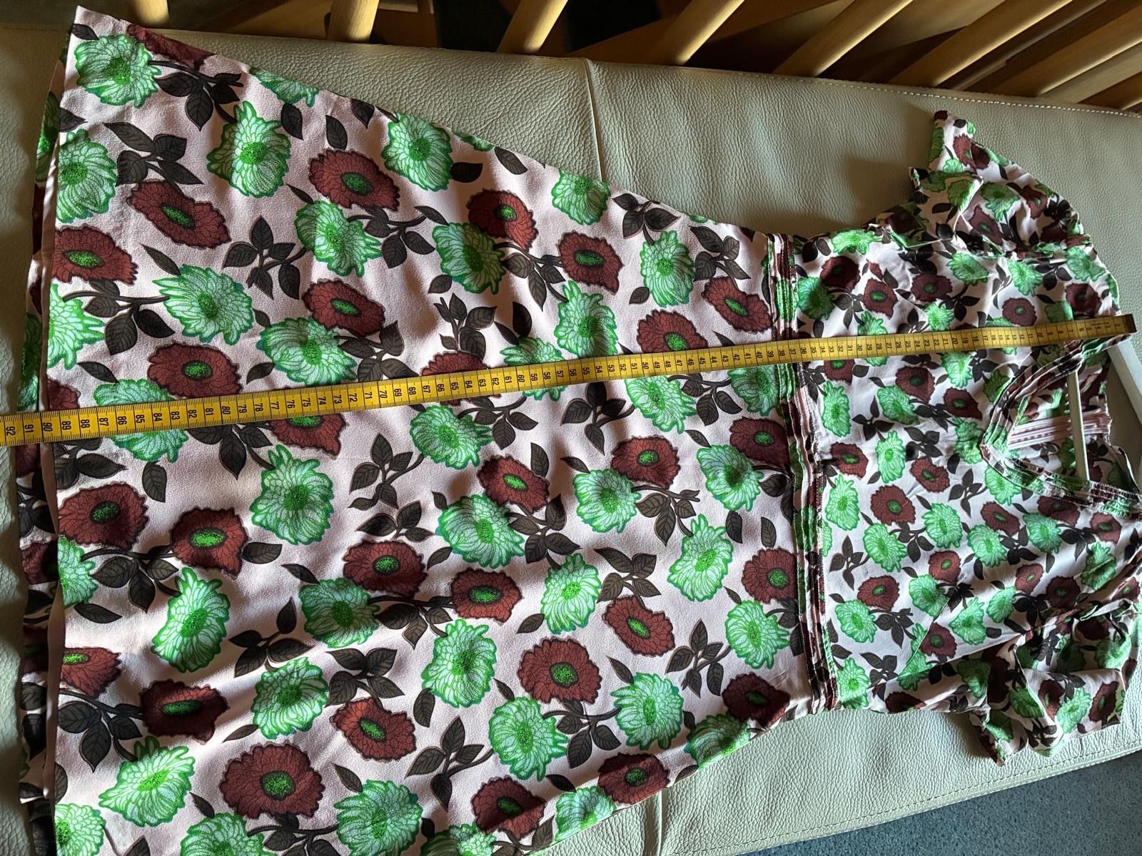 Sandro Robes: SANDRO – Neuf (Voir description) à Rümlang par har_z6qv 8
