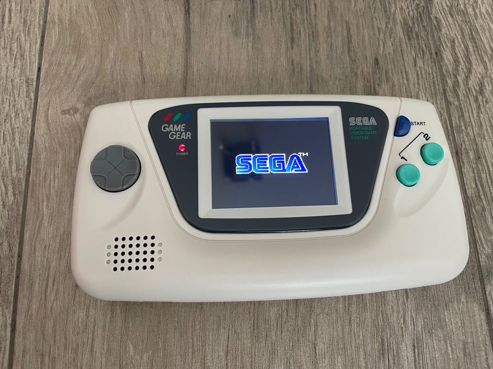 Sega Game Gear / IPS Display / USBC / 2 Akkus Kaufen auf Ricardo