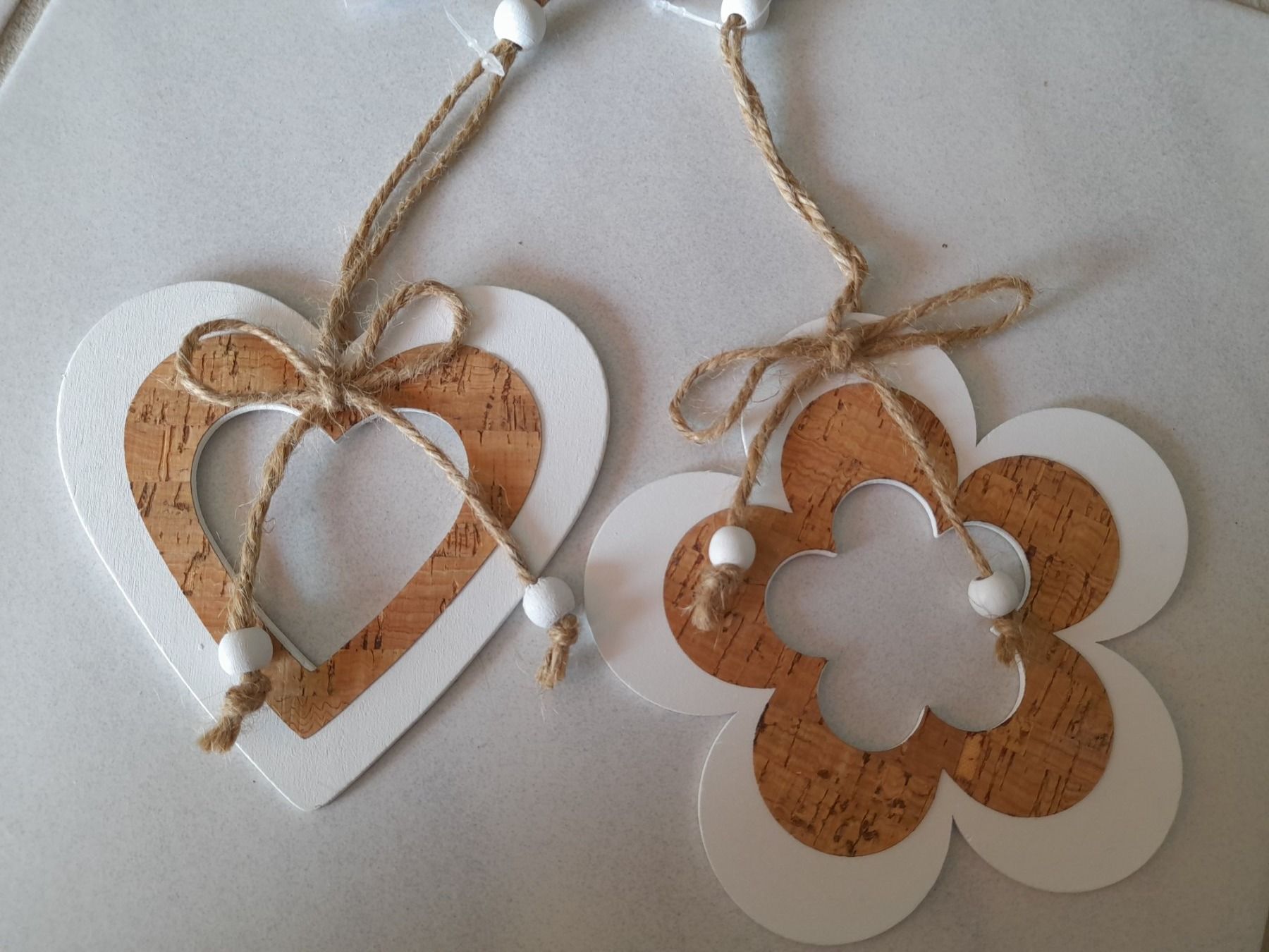 Tutte le decorazioni: 2 Anhänger, Deko, Herz, Blume – Usato da Eiken venduto da Lashar
