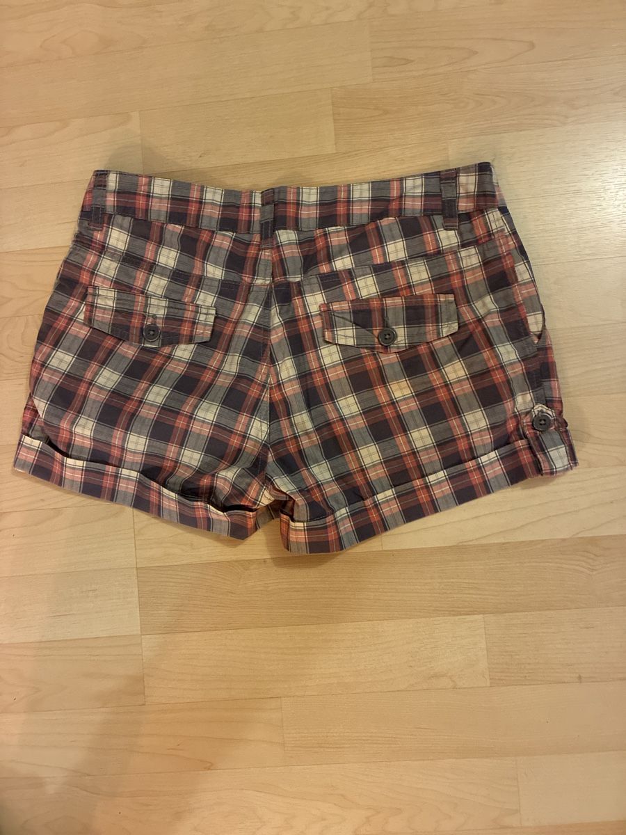 Pantaloni: Shorts M – Usato da Küssnacht am Rigi venduto da Anacerna 1
