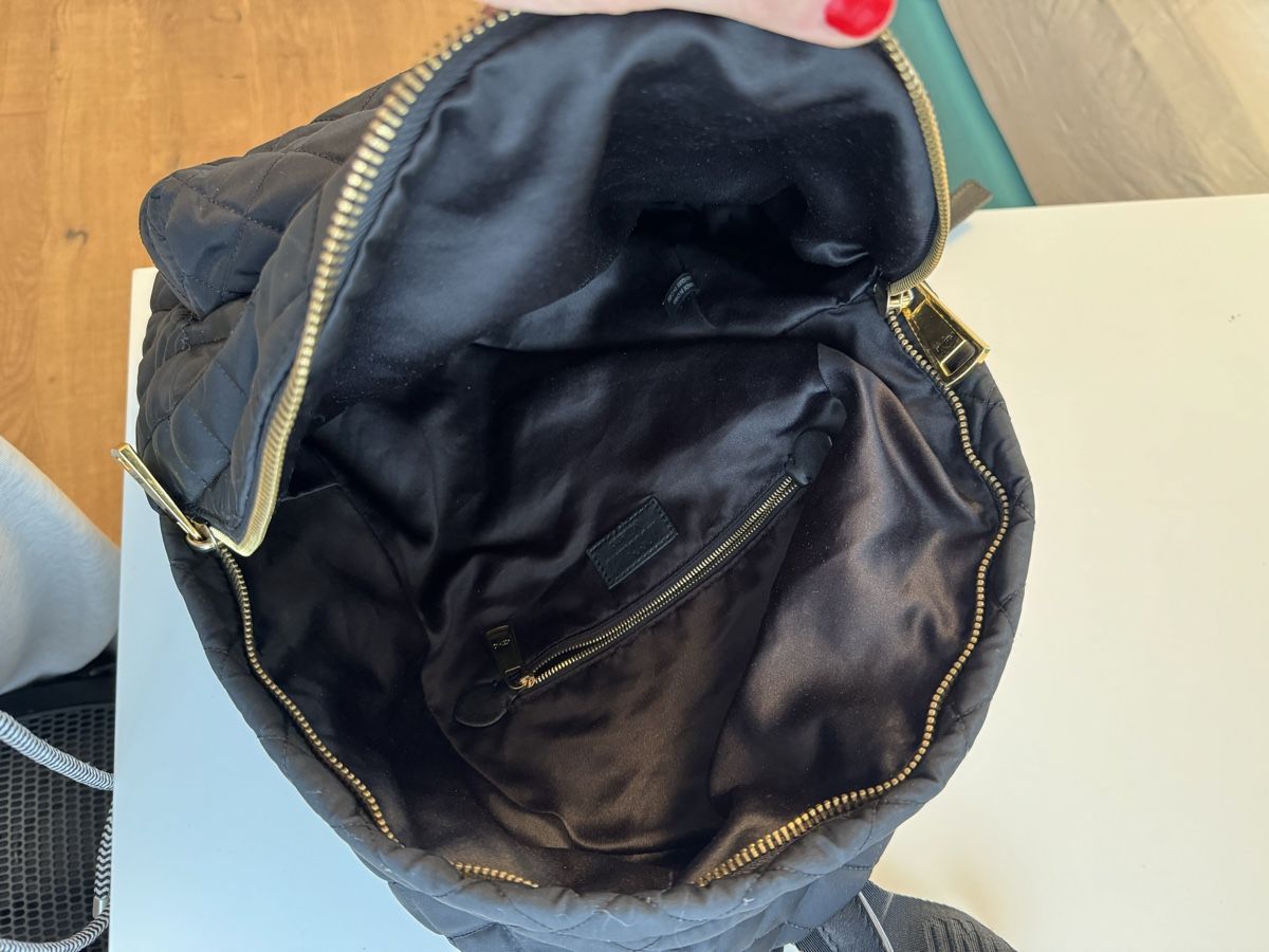 Moschino Zaini: Moschino Logo Backpack – Usato da Horw venduto da anamaria.marin 2