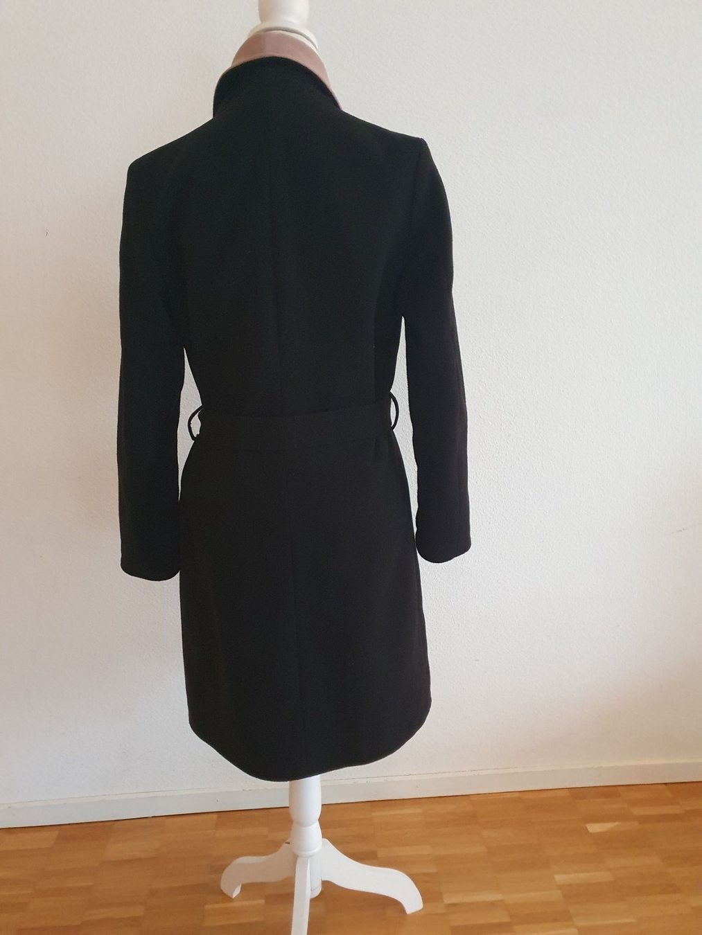 Cappotti: Schicker Damenmantel schwarz beige Gr. 40 – Usato da Glattpark(Opfikon) venduto da bar_p2wj 3