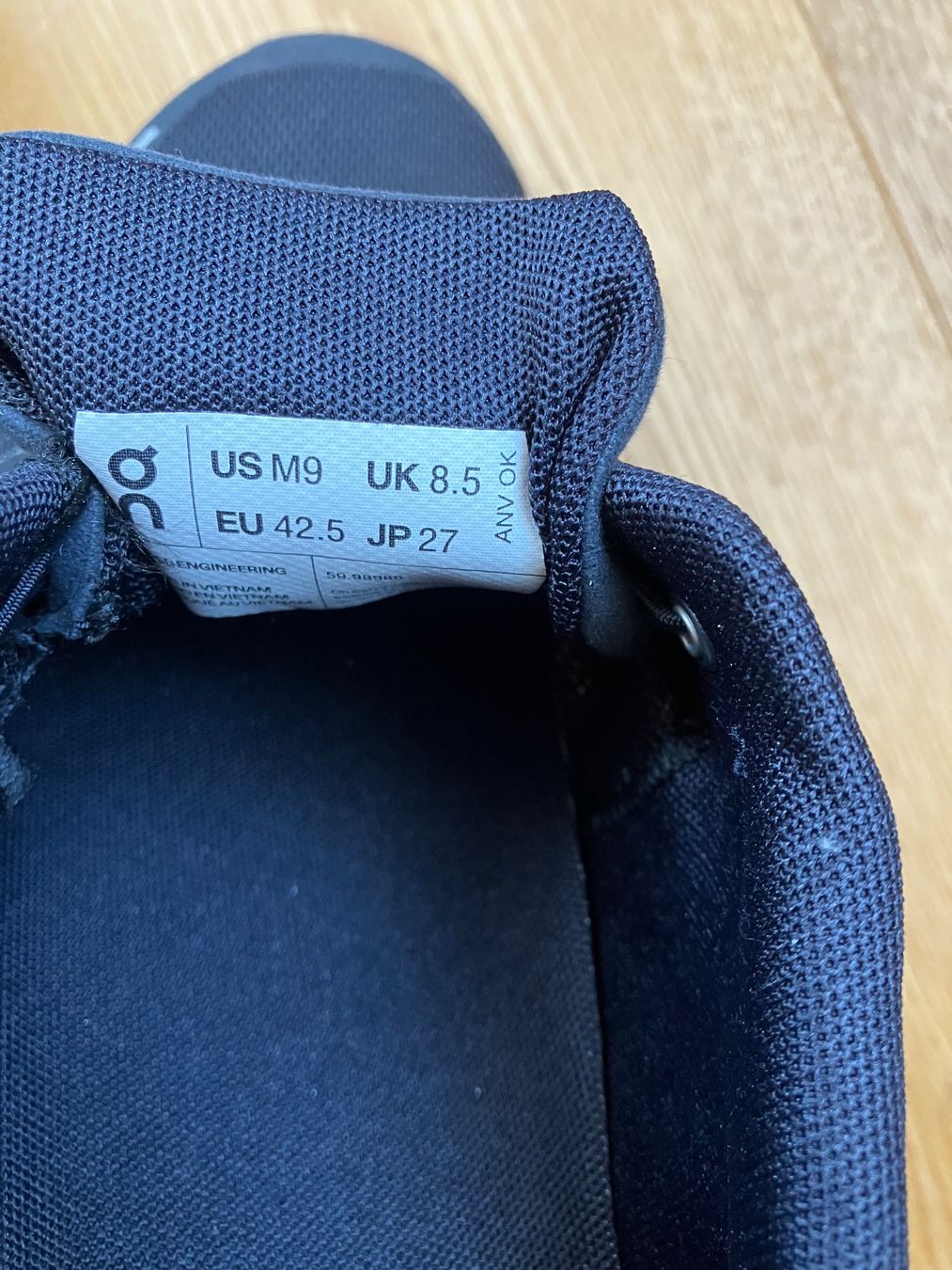 On Scarpe da uomo: On Cloud Schuhe 42.5 – Nuovo (secondo la descrizione) da Lommis venduto da supersue 3