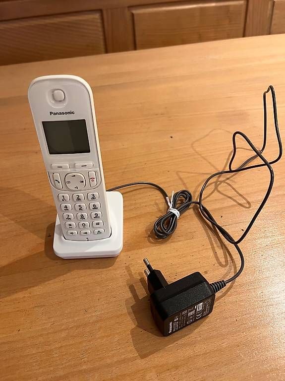Telefone: Panasonic Festnetztelefon – Gebraucht aus Eschikofen von noweli 2