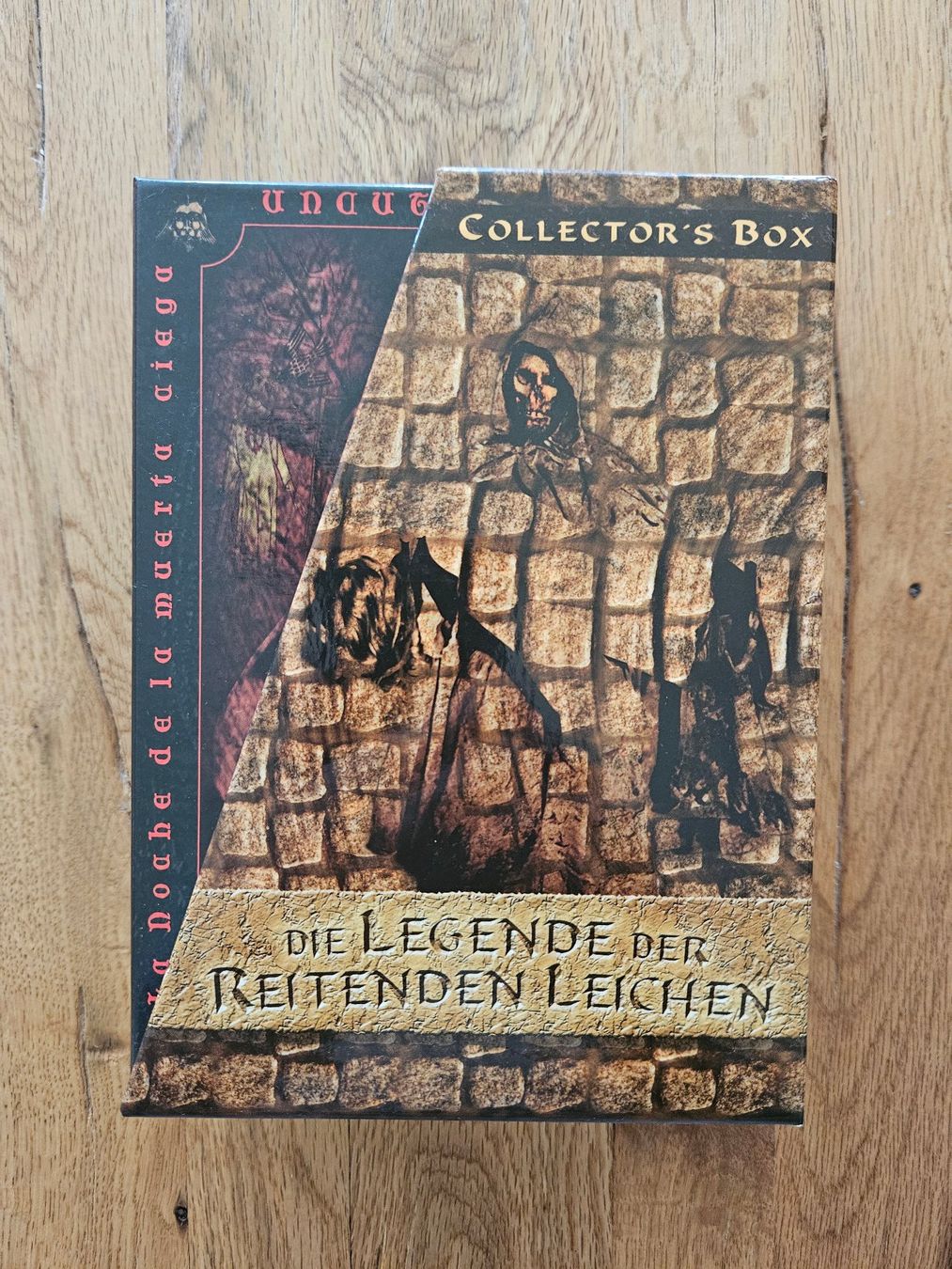 Tutti i DVDs: Die Legende der reitenden Leichen – Usato da St.Gallen venduto da Capsule_Corporation