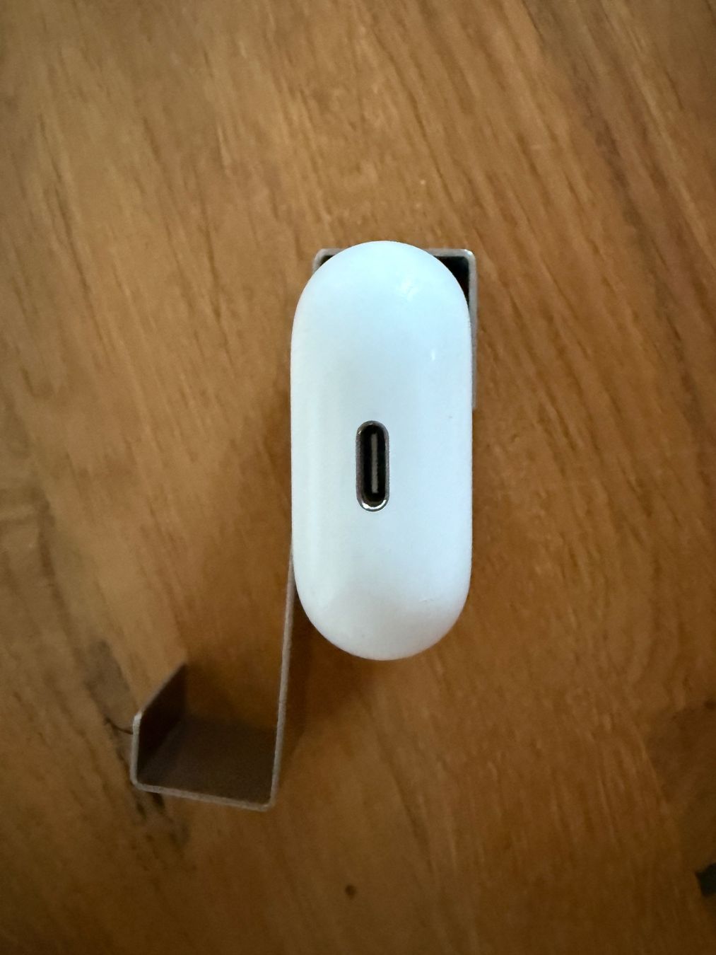 Apple Casques audio: APPLE AirPods 4 Charging Case – D'occasion à Lausanne par Nine1982 8